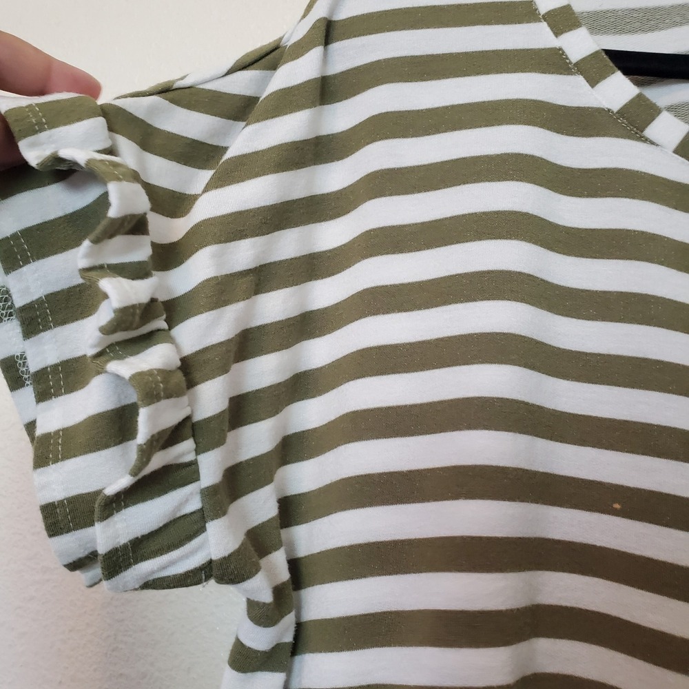 Jane + Delancey Olive Green White Striped Ruffle Sleeve Knit Top XL - Picture 5 of 13